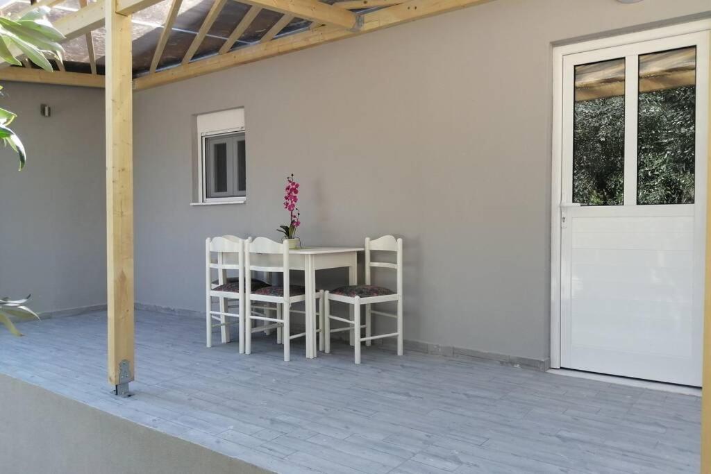 Αqua Blue Villa Agios Spyridon  Buitenkant foto